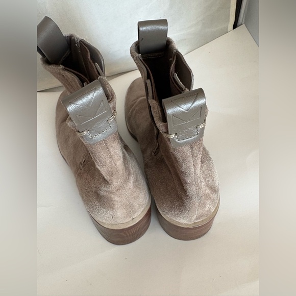 Mercedes Castillo Gray suede Leather Ankle Boots EU37 US7 - Picture 5 of 8